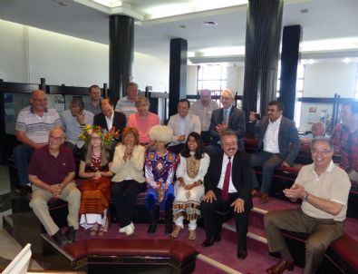 Türkçe’nin Küresel Renkleri İtb’yi Ziyaret Etti