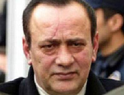 Alaattin Çakıcı ile tartışan cezaevi müdürü vuruldu