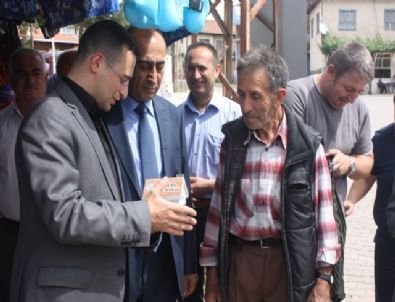 Burs İçin Kumbara Dağıttı