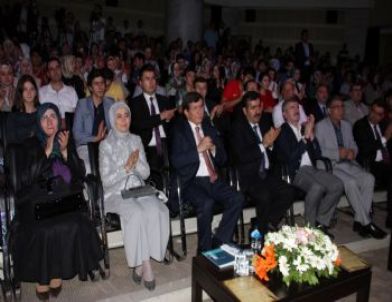 Bakan Davutoğlu  “türkiye’nin Stratejik Ufku ve Büyük Doğu” Konulu Konferansa Katıldı