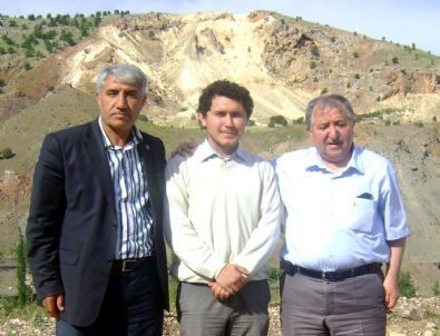 Köyde Mahsur Kalan Öğretmenin İmdadına Milli Eğitim Müdürü Yetişti