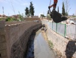 Ceylanpınar Belediyesi Antep Deresini Temizledi