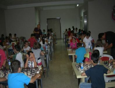 Eğitim Sen’in Düzenlediği Satranç Turnuvası Sona Erdi