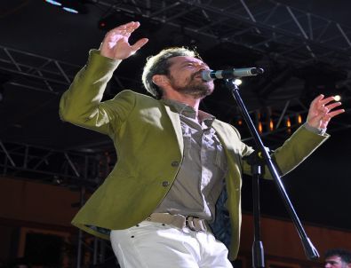 Feridun Düzağaç'tan Muhteşem Konser