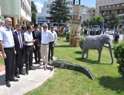 Minia Niğde 3 Boyutlu Resim Heykel Sergisi Açıldı