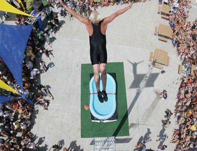 Bu atlayış nefes kesecek!