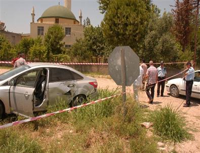 Polisten Kaçarak Kaza Yapan Araçtan Kaçak Sigara Çıktı