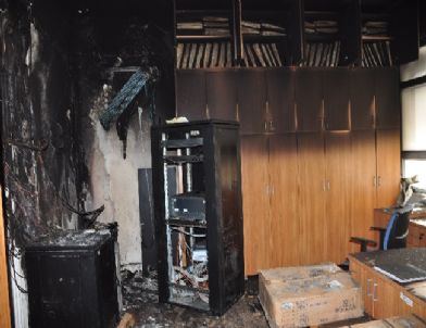 Tapu Müdürlüğünde Yangın