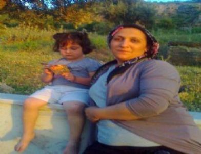 12 Gündür Kayıp Olan Eşi ve Kızından Haber Alamıyor