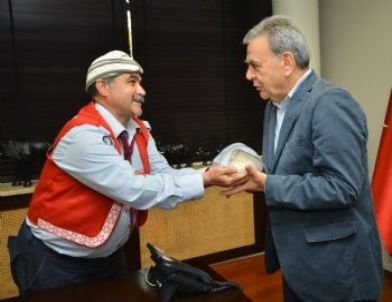 Başkan Kocaoğlu'ndan İzci Selamı