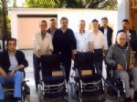HÜSEYIN ULUS - Engelli Vatandaşların Akülü Araba Sevinci