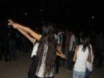 BAHAR ŞENLİĞİ - Harran Üniversitesi'ndeki Bahar Şenliği Kutlamalarına Tepki