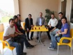 MHP'li Yılmaz’dan Gazetecilere Ziyaret