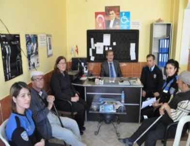 Yerköy Emniyeti’nden Mavi Kapak Kampanyasına Destek