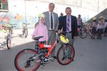İMAM HATİP OKULU - İzmit’te Bisiklet Dağıtımı Devam Ediyor
