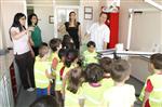 DİŞ MUAYENESİ - Kreş Öğrencileri Dişçi Muayenehanesini Ziyaret Etti