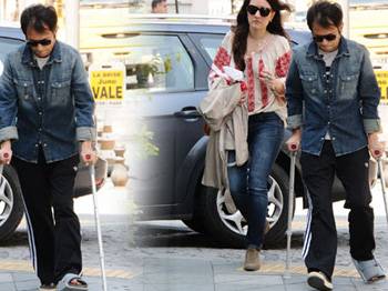 Olgun Şimşek Değnekle Dolaşıyor