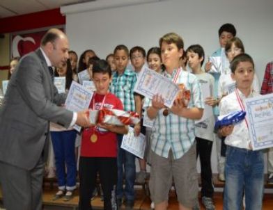 Şehzade Mehmet'in Matematik Yarışması Ödülleri Sahiplerini Buldu