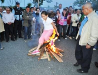 Hıdırellez Şenlikleri Gölbaşı Parkında Kutlandı