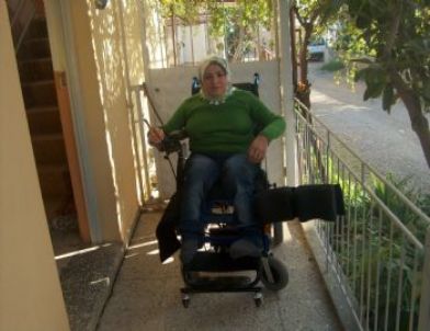 Züleyha’nın Akülü Tekerlekli Sandalye Sevinci