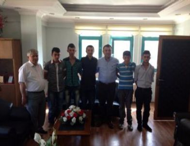 Başkan Muhsin Yavuz Gençleri Askere Uğurladı
