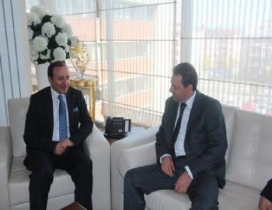 Ergiüney’den Küçükler’e Ziyaret