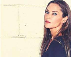 Kaynak yaptı dirseği yedi