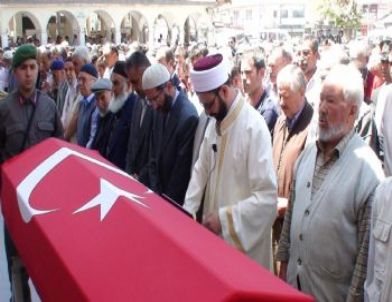 Kazada Ölen Uzman Çavuş Son Yolculuğuna Uğurlandı