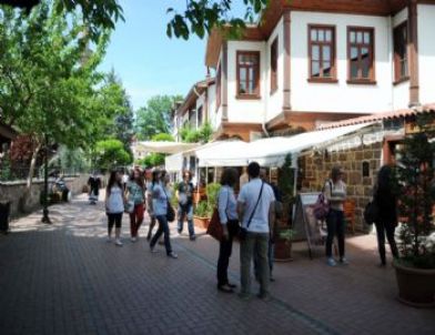 Hamamönü’ne Turist Akını
