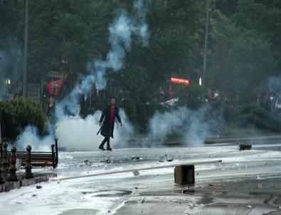 Başkent’te 'Gezi Parkı' Eylemi Gece De Devam Etti