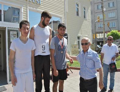 Çevre Haftası Kros Yarışması Yapıldı