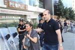 POLİS MÜDAHALESİ - Chp Milletvelilleri Taksim'de Zor Anlar Yaşadı