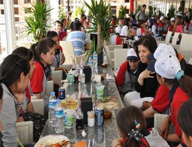 Köyde Yaşayan 250 Yetim Öğrenci Siirt’e Misafir Edildi