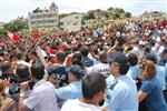 Marmaris'te Eylemcilerle Polis Arasında Arbede
