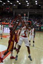 Banvit, evinde Galatasaray Medical Park'a 71-72 mağlup oldu