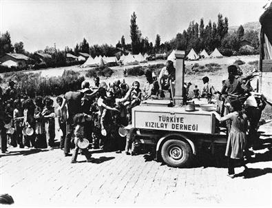 Hilal-i Ahmer'den, Türk Kızılayı'na 145 Yıllık Bir Yardım Çınarı