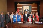 TÜRKÇE OLİMPİYATLARI - Türkçe Olimpiyatları Öğrencilerinden Vali Büyük’e Ziyaret
