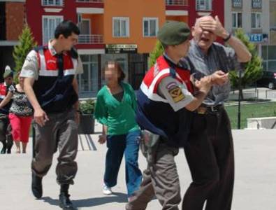 77 Yaşındaki Dede Fuhuştan Tutuklandı...