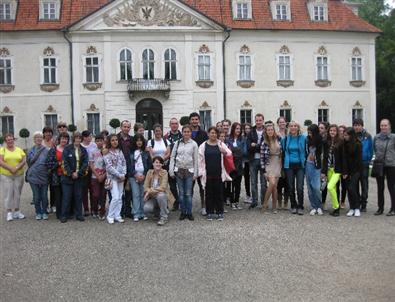 Adanalı Öğrenciler Varşova’da Kültürler Arası İletişimi Öğreniyor