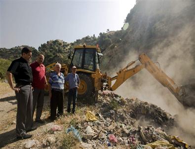 Aydın Belediyesi Köylerdeki Çöp Havzalarını Temizliyor