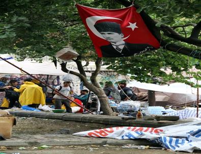 Gezi Parkı Eylemi 16. Gününde Devam Ediyor