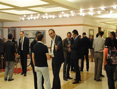 Başbakanla Görüşecek ‘gezi Heyeti’ Ankara’ya Gitti