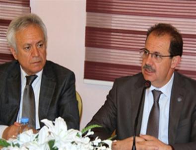 Bayburt'ta 'üniversite Polis El Ele' Projesi Kapsamında Bilgilendirme Toplantısı