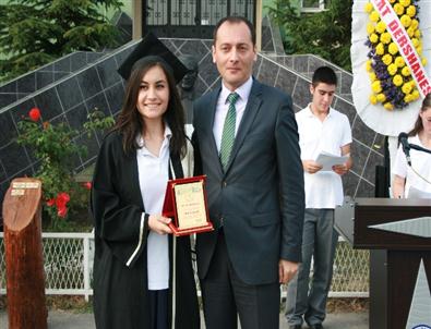 Çaycuma Oktay-Olcay Yurtbay Anadolu Lisesi 15’inci Mezunlarını Verdi