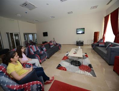 Öğrencilerden Gençlik Merkezi Teşekkürü