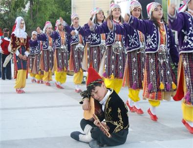 Sincan’da Mahalle Şenlikleri Devam Ediyor