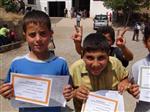 MUSTAFA ÇETIN - Suriyeli Öğrenciler Karne Sevinci Yaşadı