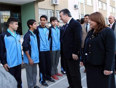 Aydın’da 10 Bin 44 Öğrenci Lys’de Tek Gökecek