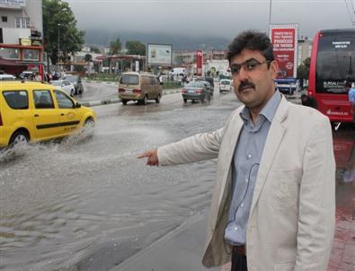 Bursa'nın Tıkanan Rögarlarına Bbp’den Tepki