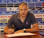 HAKAN ŞÜKÜR - Trabzonspor Batuhan Karadeniz İle 3 Yıllık Sözleşme İmzaladı